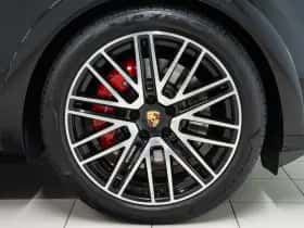 Porsche Cayenne (2024) thumbnail 9