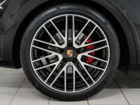 Porsche Cayenne (2024) thumbnail 10