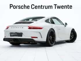 Porsche 911 (2018) thumbnail 3