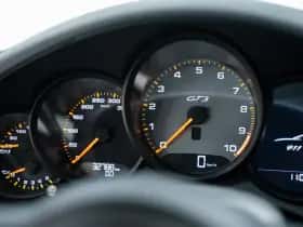 Porsche 911 (2018) thumbnail 32