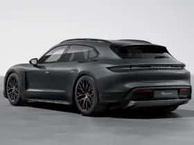Porsche Taycan (2024) thumbnail 3