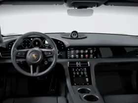 Porsche Taycan (2024) thumbnail 9