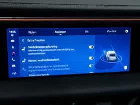 Porsche Macan (2024) thumbnail 47