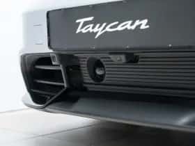 Porsche Taycan (2025) thumbnail 13