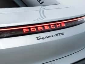 Porsche Taycan (2025) thumbnail 23