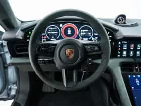 Porsche Taycan (2025) thumbnail 26