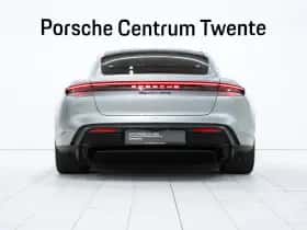 Porsche Taycan (2025) thumbnail 4