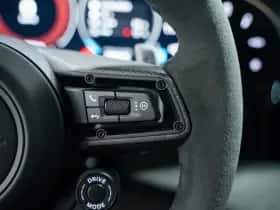 Porsche Taycan (2025) thumbnail 41