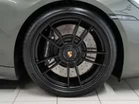 Porsche 911 (2023) thumbnail 11