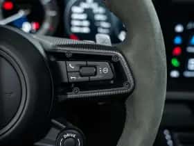 Porsche 911 (2023) thumbnail 38