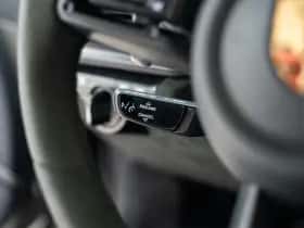 Porsche 911 (2023) thumbnail 39