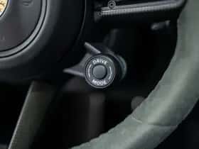 Porsche 911 (2023) thumbnail 40