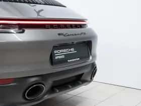 Porsche 911 (2022) thumbnail 18