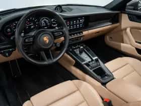 Porsche 911 (2022) thumbnail 19