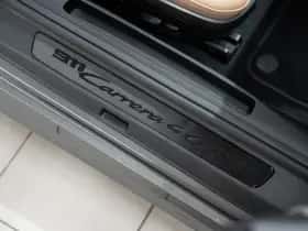 Porsche 911 (2022) thumbnail 22