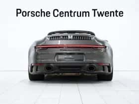 Porsche 911 (2022) thumbnail 4