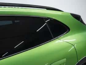 Porsche Taycan (2021) thumbnail 19