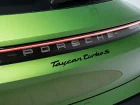 Porsche Taycan (2021) thumbnail 22