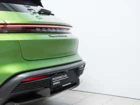 Porsche Taycan (2021) thumbnail 23
