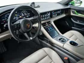 Porsche Taycan (2021) thumbnail 24