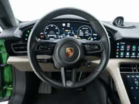 Porsche Taycan (2021) thumbnail 25
