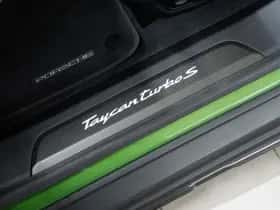 Porsche Taycan (2021) thumbnail 26