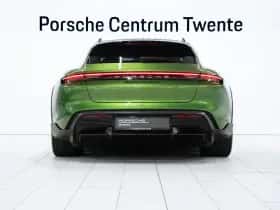 Porsche Taycan (2021) thumbnail 4