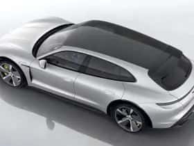 Porsche Taycan (2021) thumbnail 4