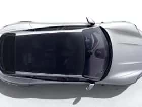 Porsche Taycan (2021) thumbnail 5