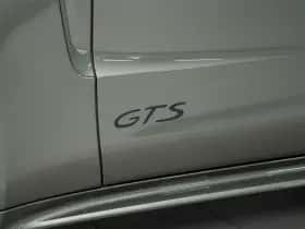 Porsche Panamera (2023) thumbnail 15