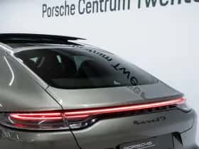 Porsche Panamera (2023) thumbnail 18