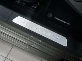Porsche Panamera (2023) thumbnail 23