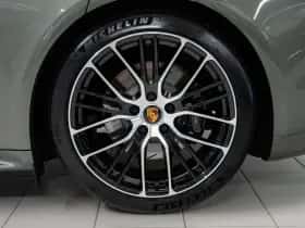 Porsche Panamera (2023) thumbnail 9