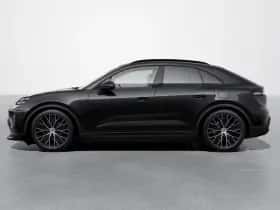 Porsche Macan (2024) thumbnail 2