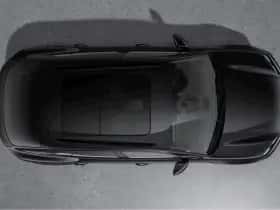 Porsche Macan (2024) thumbnail 5