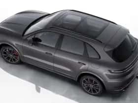 Porsche Cayenne (2024) thumbnail 4