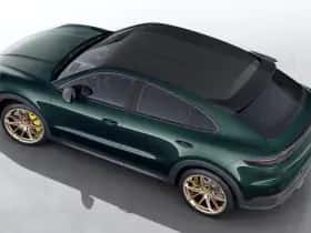Porsche Cayenne (2023) thumbnail 4