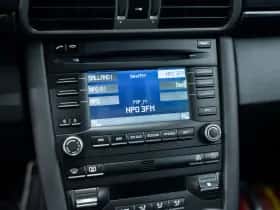 Porsche 911 (2010) thumbnail 36