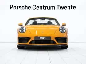 Porsche 911 (2022) thumbnail 2