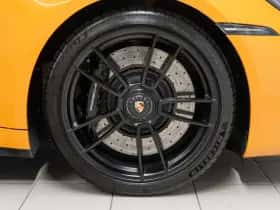 Porsche 911 (2022) thumbnail 12