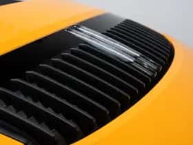 Porsche 911 (2022) thumbnail 19