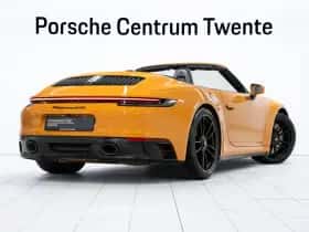 Porsche 911 (2022) thumbnail 3