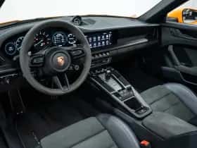Porsche 911 (2022) thumbnail 22