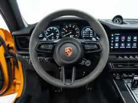 Porsche 911 (2022) thumbnail 23