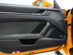 Porsche 911 (2022) thumbnail 30