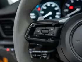 Porsche 911 (2022) thumbnail 36