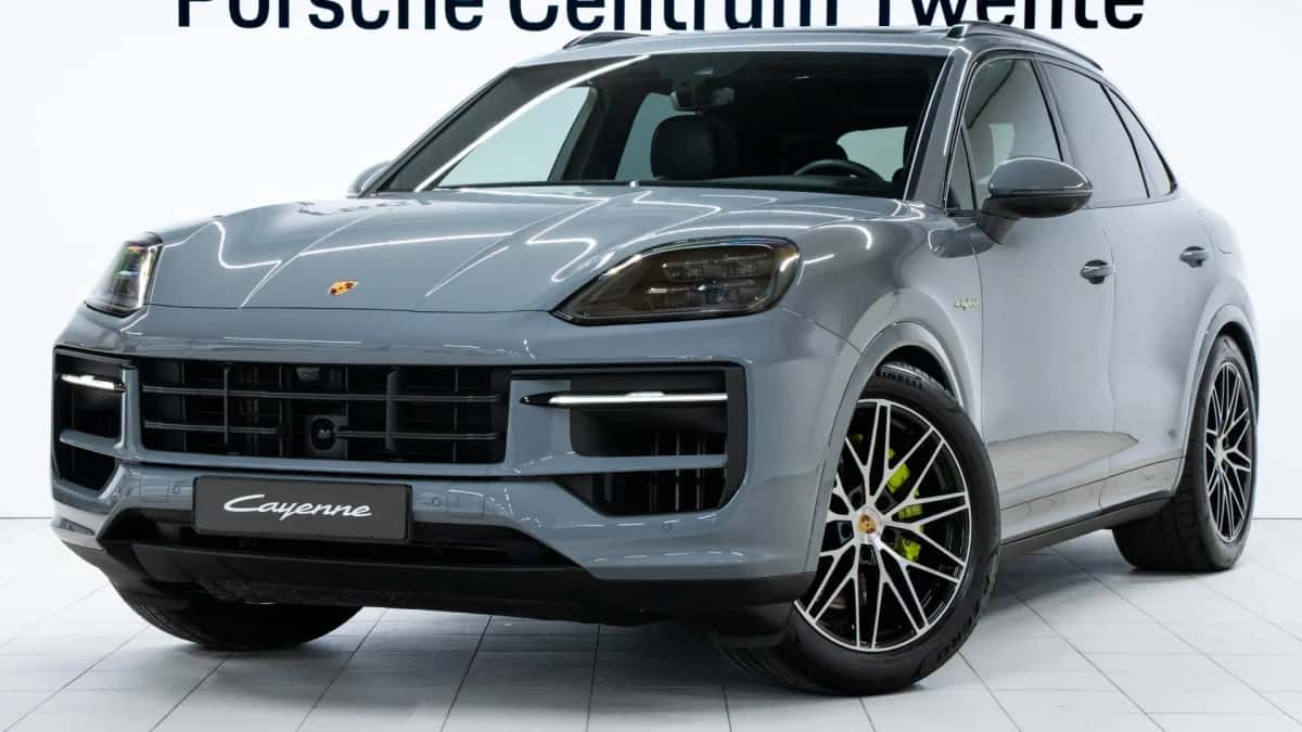 Porsche Cayenne (2024) — foto 1
