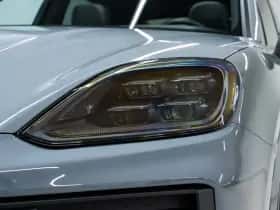 Porsche Cayenne (2024) thumbnail 11