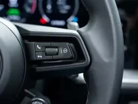 Porsche Cayenne (2024) thumbnail 44