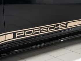 Porsche 911 (2020) thumbnail 17